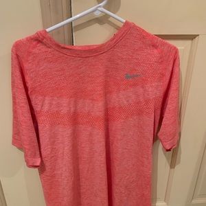 Nike Dri Fit Knit
